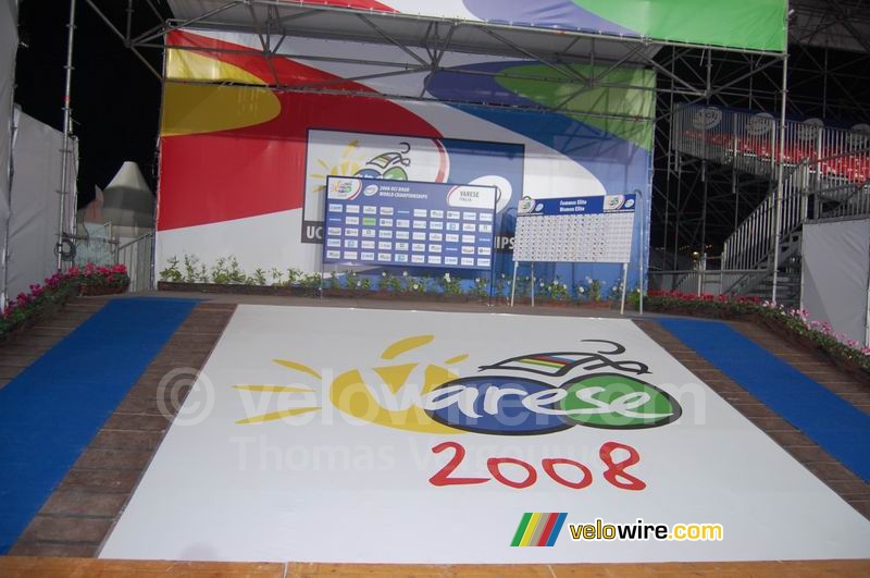The Varese 2008 signature podium