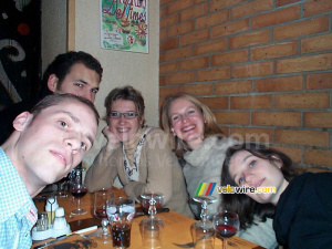 Restaurant Chez Papa: Thomas, Cédric, Isabelle, Aude & Marie (535x)