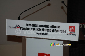 La présentation officielle de l'équipe cycliste Caisse d'Epargne 2009 (784x)