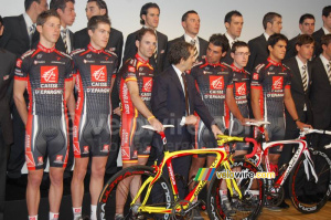 Rui Alberto Faria Da Costa, Arnold Jeannesson, Alejandro Valverde, Alain Prost, Oscar Pereiro, Angel Madrazo & Andrey Amador (2) (956x)