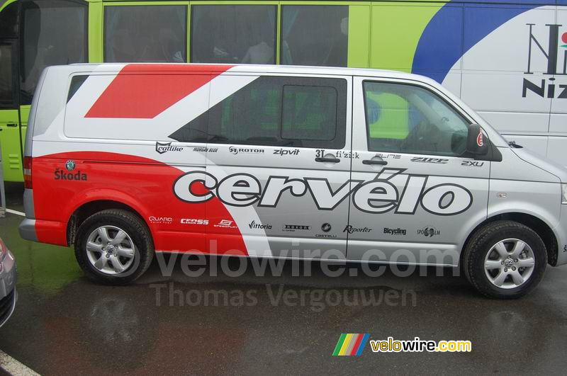 Het busje van het Cervélo TestTeam