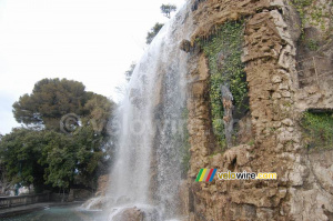 A waterfall close to the castle (794x)