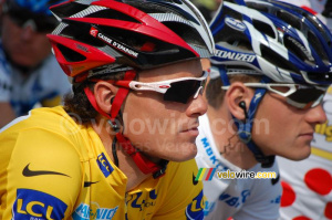 Luis Leon Sanchez (Caisse d'Epargne) & Kevin Seeldrayers (Quick.Step) (873x)