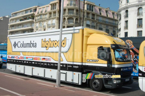 The Columbia Highroad truck (446x)