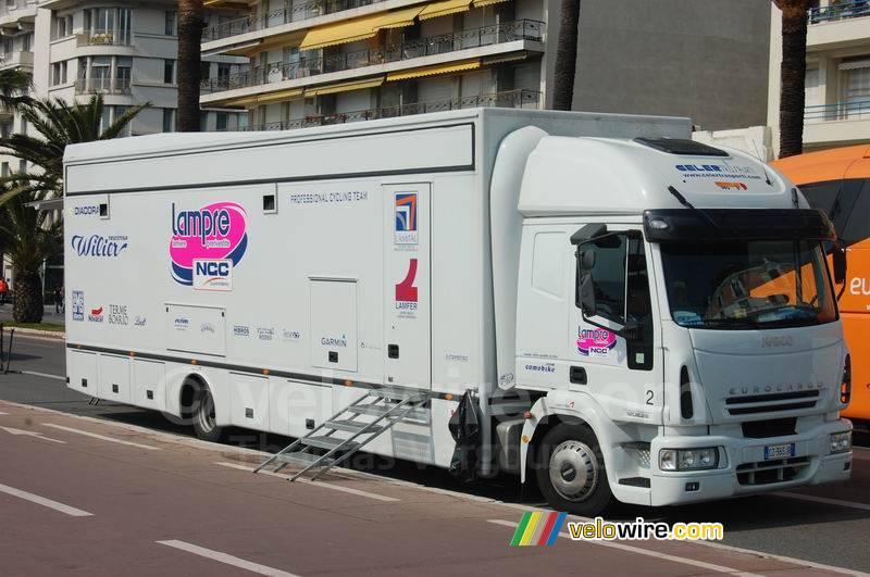 De vrachtwagen van Lampre-NGC