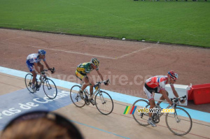 Kurt-Asle Arvesen (Saxo Bank), Bert Scheirlinckx (Landbouwkrediet) & Kévin van Impe (QuickStep) (601x)