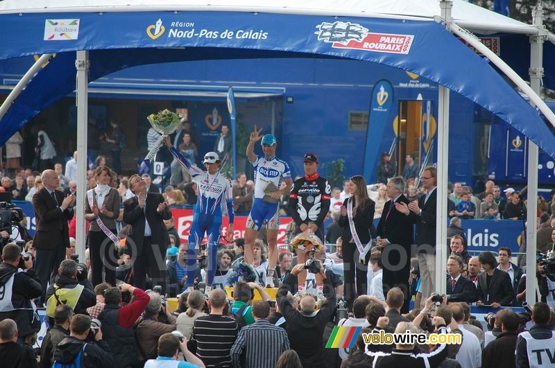 Parijs-Roubaix 2009 : 1/ Tom Boonen, 2/ Filippo Pozzato, 3/ Thor Hushovd