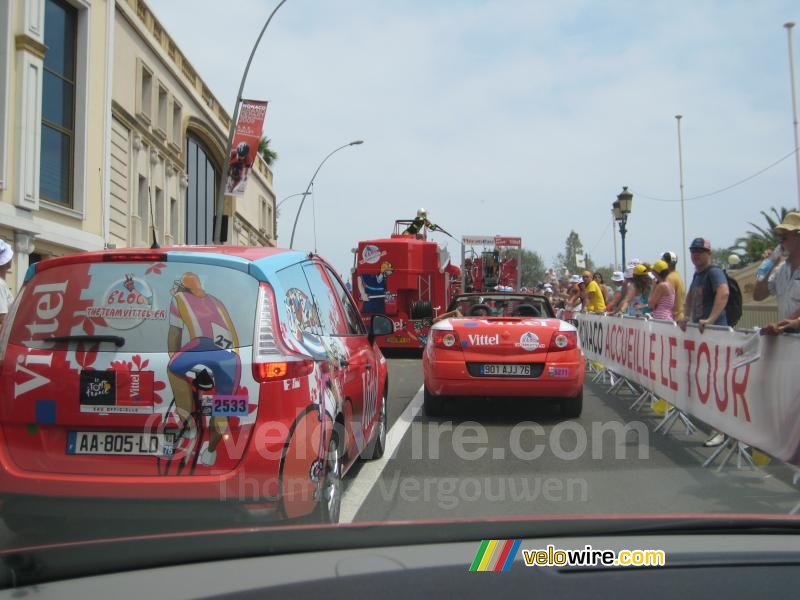 Advertising caravan: Vittel in the first stage in Monaco