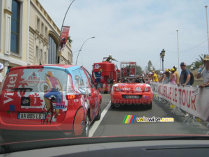 Caravane publicitaire : Vittel à la première étape à Monaco (555x)