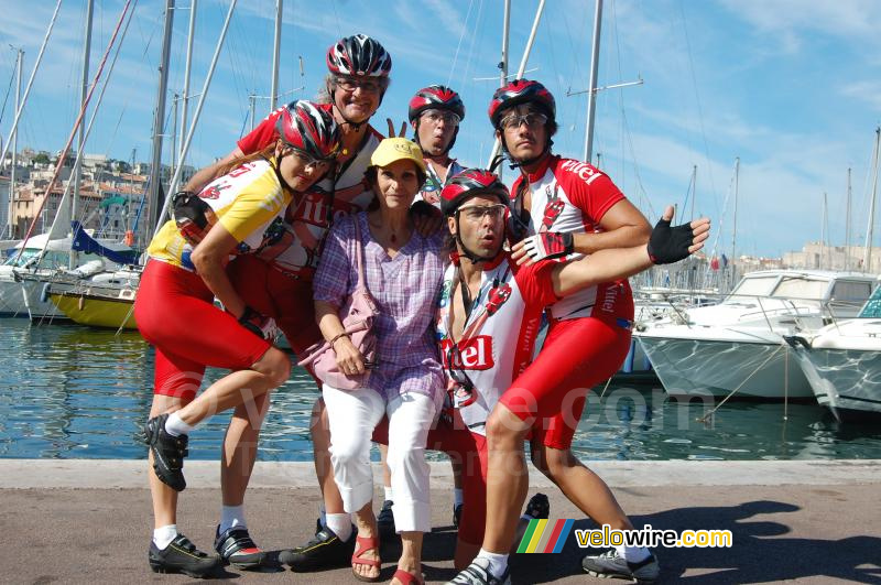 The Team Vittel met een fan in Marseille