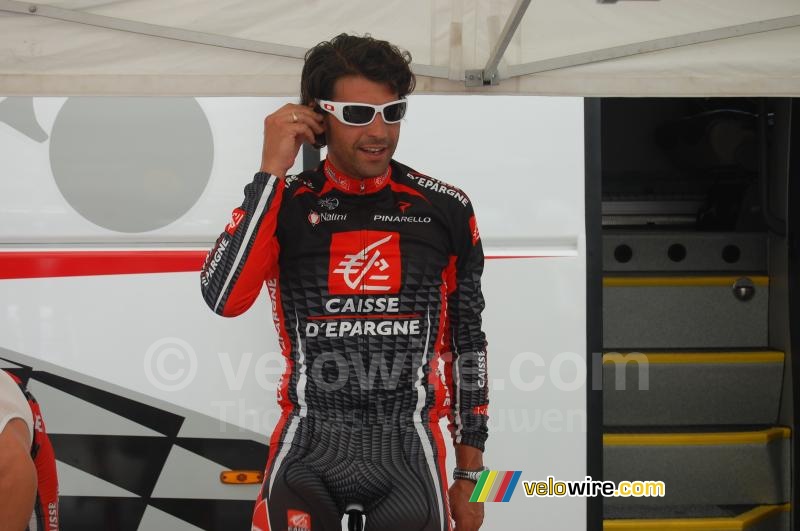 Oscar Pereiro Sio (Caisse d'Epargne): warming up voor de ploegentijdrit (2)