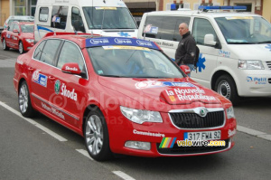 La voiture officielle Paris-Tours - La Nouvelle République (875x)