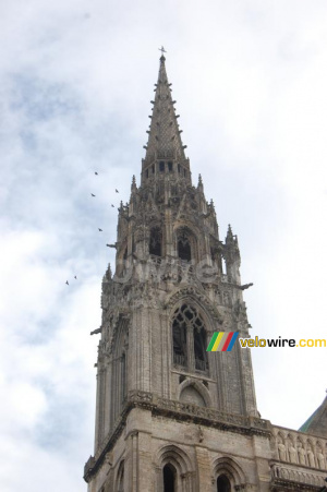 One of the towers of the cathedral in Chartres (368x)