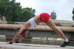 Maria Del Velo fait son stretching (243x)
