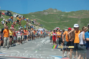 Il y avait du public sur le Col du Tourmalet (684x)
