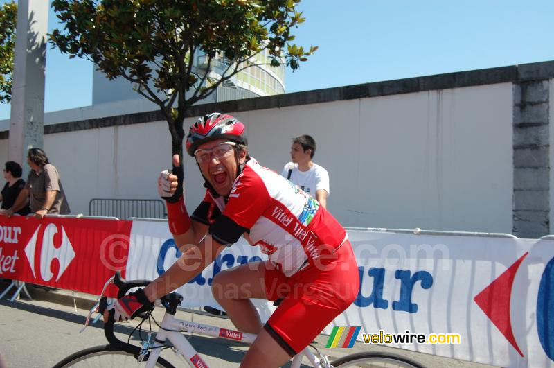 Thierry Roublard à l'arrivée à Tarbes