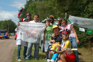 Des fans du Team Vittel (235x)