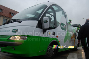 Caravane publicitaire : PMU (2) (584x)