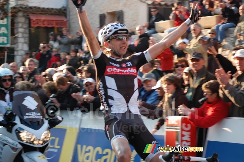 Xavier Tondo (Cervélo TestTeam) remporte l'étape à Tourrettes-sur-Loup (3)