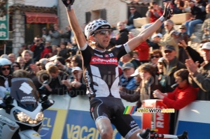 Xavier Tondo (Cervélo TestTeam) remporte l'étape à Tourrettes-sur-Loup (3) (342x)
