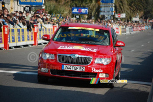 La voiture officielle de Paris-Nice 2010 (520x)