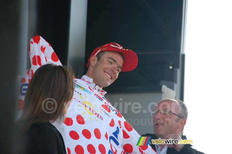 Amal Moinard (Cofidis) met de bolletjestrui