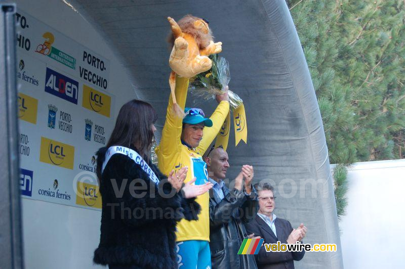 Pierrick Fédrigo (Bbox Bouygues Telecom) in the yellow jersey