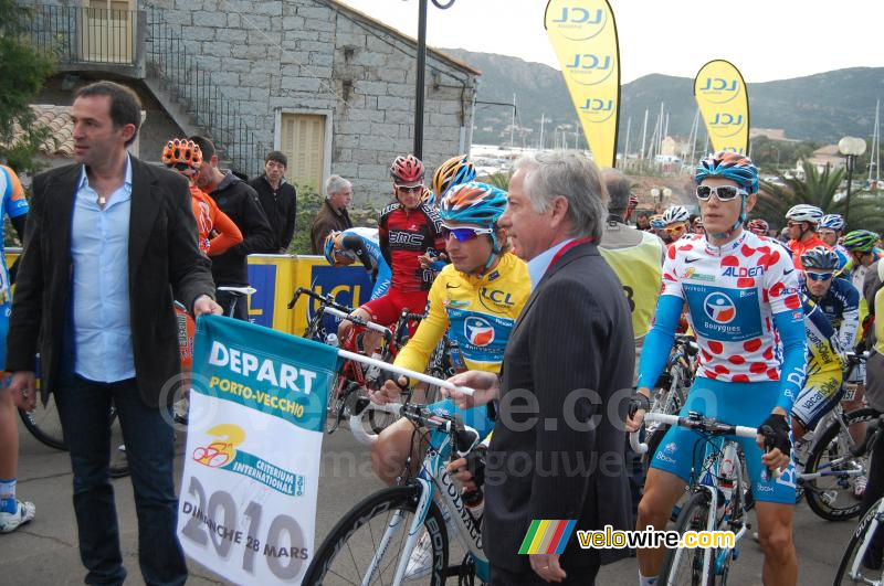 Pierrick Fdrigo & Pierre Rolland (Bbox Bouygues Telecom) bij het vertrek