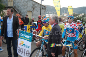 Pierrick Fédrigo & Pierre Rolland (Bbox Bouygues Telecom) at the start (497x)