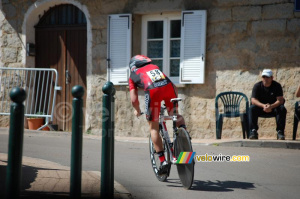 Florian Stalder (BMC Racing Team) in the center of Porto-Vecchio (5) (821x)