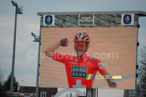 Fabian Cancellara (Team Saxo Bank) fête sa victoire (782x)