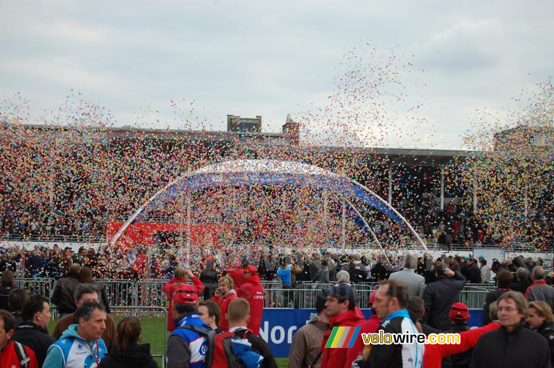 De confetti voor de winnaar