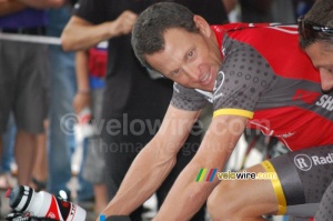 Lance Armstrong (Team Radioshack) (2) (384x)