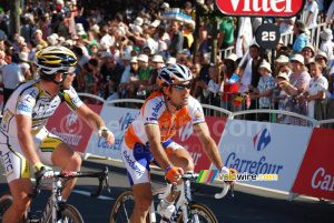 Mark Cavendish (HTC-Columbia) & Oscar Freire (Rabobank) (352x)