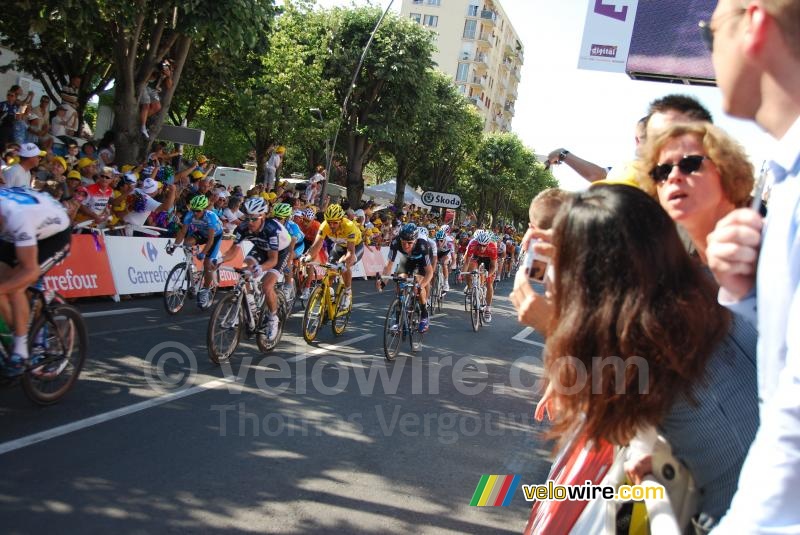 Fabian Cancellara (Team Saxo Bank) in het geel