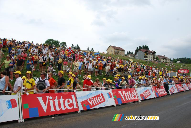 Many people at the finish