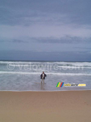 [Lacanau] Cédric in the sea (197x)