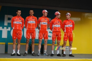 The Roubaix-Lille Métropole team (494x)