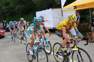 Cadel Evans (BMC Racing Team), Paolo Tiralongo (Astana), ... (472x)