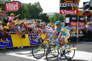 Anthony Charteau (Bbox Bouygues Telecom) & Paolo Tiralongo (Astana) (503x)