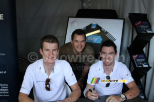 Michael Rogers & Chris Sutton (Team Sky) with Tim (475x)