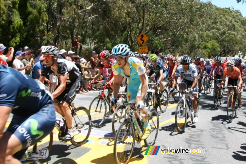 Hayden Roulston (HTC-Highroad) & Tanel Kangert (Astana)