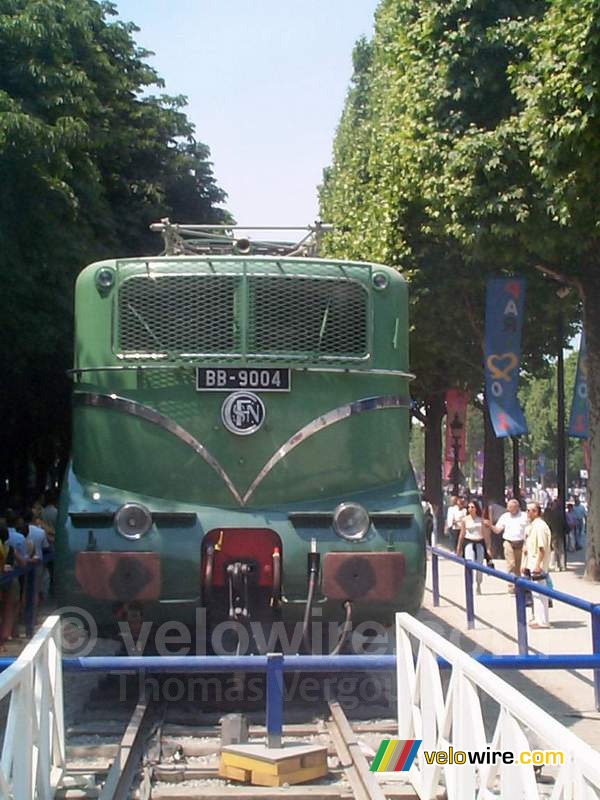 [Le train capitale] Electrical locomotive BB9004