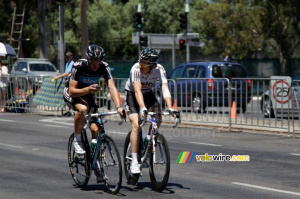 Geraint Thomas & Mathew Hayman phoning home (Team Sky) (918x)