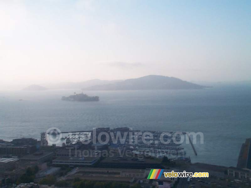 [San Francisco] - Alcatraz et le Fisherman's Warf vu du Coit Tower