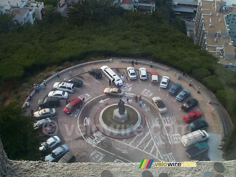 [San Francisco] - The parking of the Coit Tower
