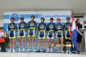 Vacansoleil-DCM Pro Cycling Team (606x)