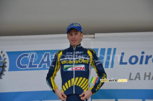 Lieuwe Westra (Vacansoleil-DCM Pro Cycling Team) on the podium (2) (338x)