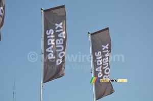 drapeaux Paris-Roubaix (678x)