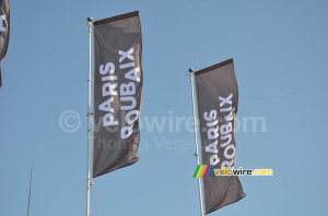 Paris-Roubaix flags (848x)